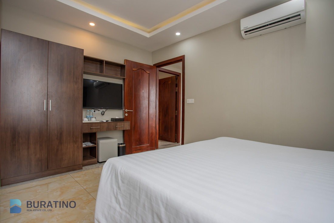 3 Bedroom Services Apartment For Rent - BKK 2, Phnom Penh-2