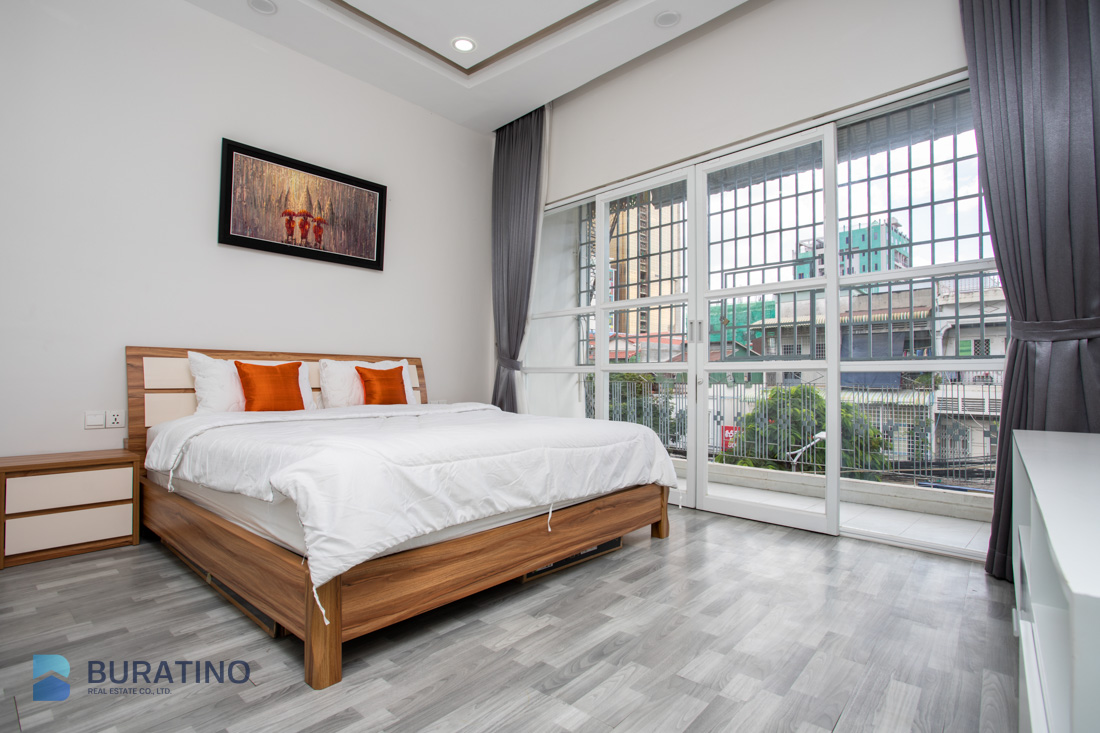 1 Bedroom Reovated Apartment For Rent - Daun Penh, Phnom Penh-4