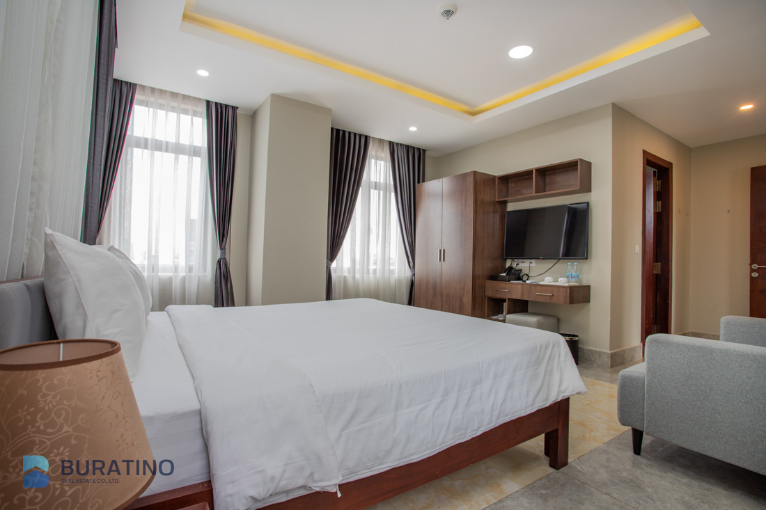 3 Bedroom Services Apartment For Rent - BKK 2, Phnom Penh-4