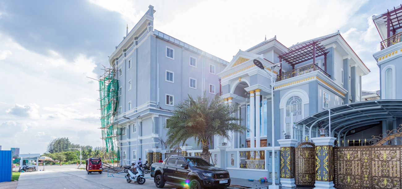 King villa for sale at Borey Vimean Phnom Penh-11